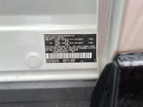 Used 2019 Toyota RAV4 XSE AWD/4WD image 25