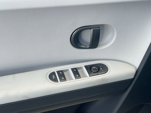 New 2026 Hyundai Ioniq 5 SEL RWD image 12