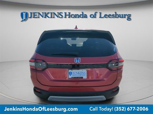 Certified 2025 Honda Pilot EX-L image 5