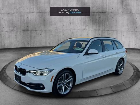 Used 2018 BMW 330i xDrive Wagon image 3