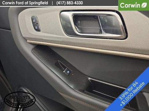 New 2026 Ford Explorer Active RWD image 12