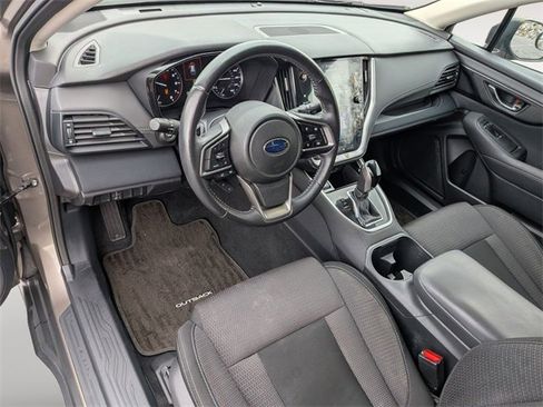 Used 2022 Subaru Outback Premium image 11