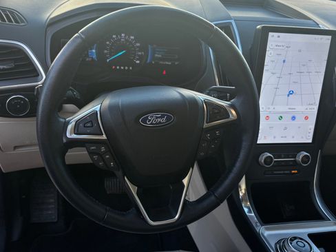 Certified 2022 Ford Edge Titanium w/ Equipment Group 301A image 33