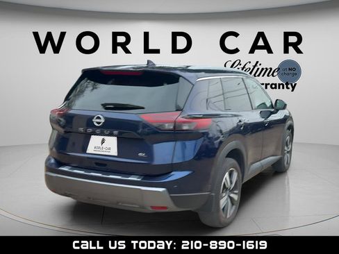 Used 2024 Nissan Rogue SL w/ SL Premium Package FWD image 3