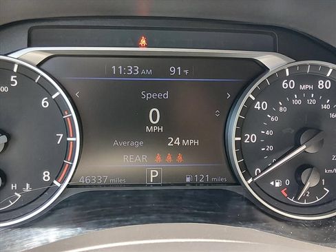 Used 2025 Nissan Altima 2.5 SV FWD image 24