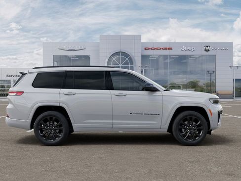 New 2026 Jeep Grand Cherokee L Limited AWD/4WD image 22