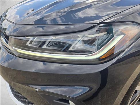 Used 2025 Volkswagen Jetta SE image 10