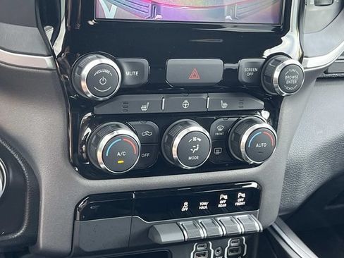 Used 2022 RAM 1500 Big Horn AWD/4WD image 21