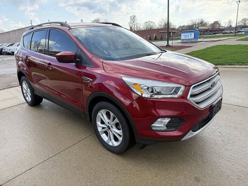 Used 2018 Ford Escape SEL AWD/4WD image 3