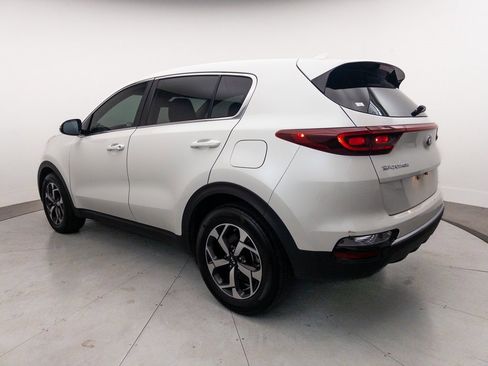 Used 2021 Kia Sportage LX w/ LX Fwd Popular Package image 2