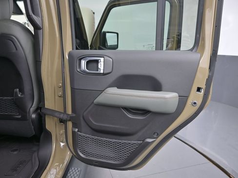 New 2026 Jeep Gladiator Mojave AWD/4WD image 16