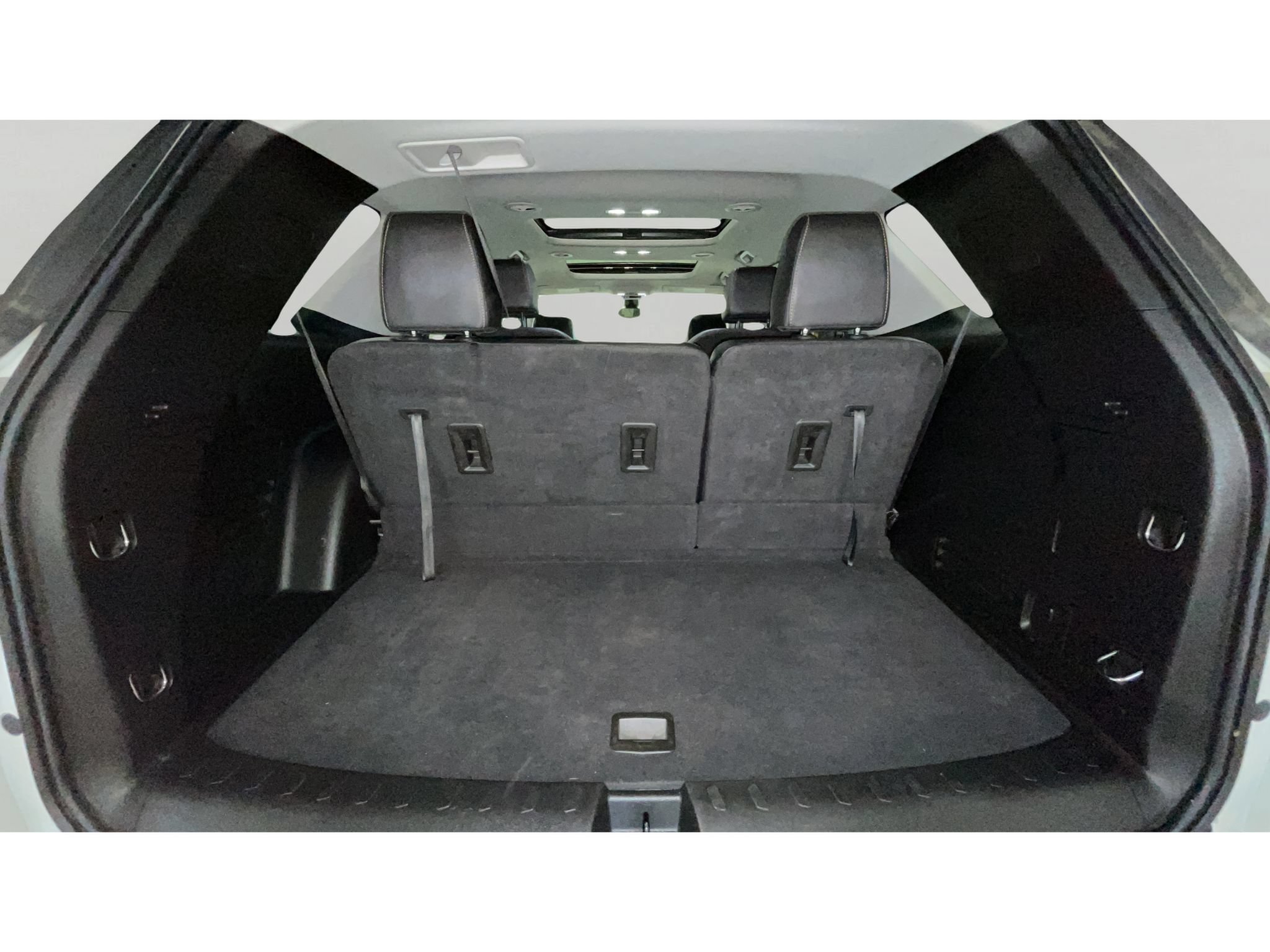 Used 2021 Chevrolet Traverse Premier w/ Redline Edition AWD/4WD image 16