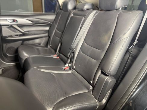 Used 2018 MAZDA CX-9 Touring FWD image 30
