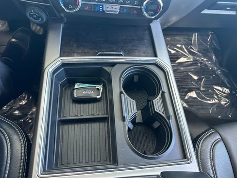 Used 2022 Ford F350 Lariat w/ Lariat Ultimate Package AWD/4WD image 78