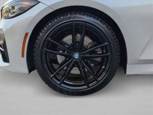 Used 2022 BMW 330i 330i w/ M Sport Package image 25