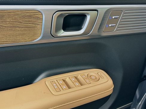 New 2026 Hyundai Santa Fe Calligraphy FWD image 20