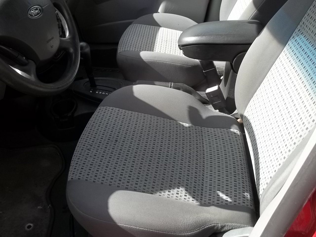 Used 2007 Ford Focus SE FWD image 7