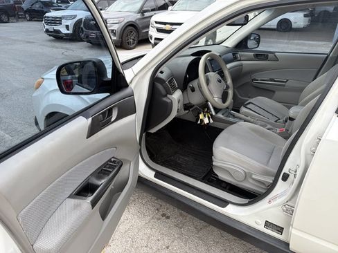 Used 2011 Subaru Forester 2.5X AWD/4WD image 9