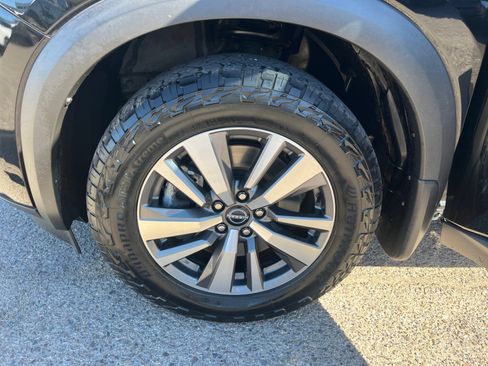 Used 2022 Nissan Pathfinder SL image 26