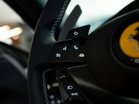 Used 2024 Ferrari Roma Spider image 24