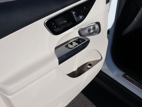 New 2026 Mercedes-Benz GLC 300 4MATIC image 23
