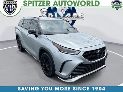 Used 2023 Toyota Highlander XSE