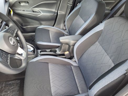 New 2025 Nissan Versa SV w/ Trunk Package image 9