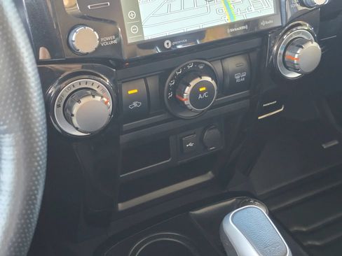 Used 2024 Toyota 4Runner TRD Off-Road Premium w/ Off Road Premium Plus Package AWD/4WD image 16