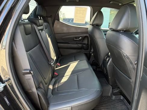 Used 2025 Hyundai Santa Cruz SEL AWD/4WD image 29