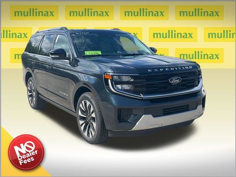 New 2026 Ford Expedition Platinum AWD/4WD image 1