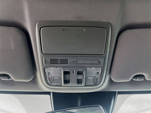 Used 2022 Honda CR-V Touring image 19