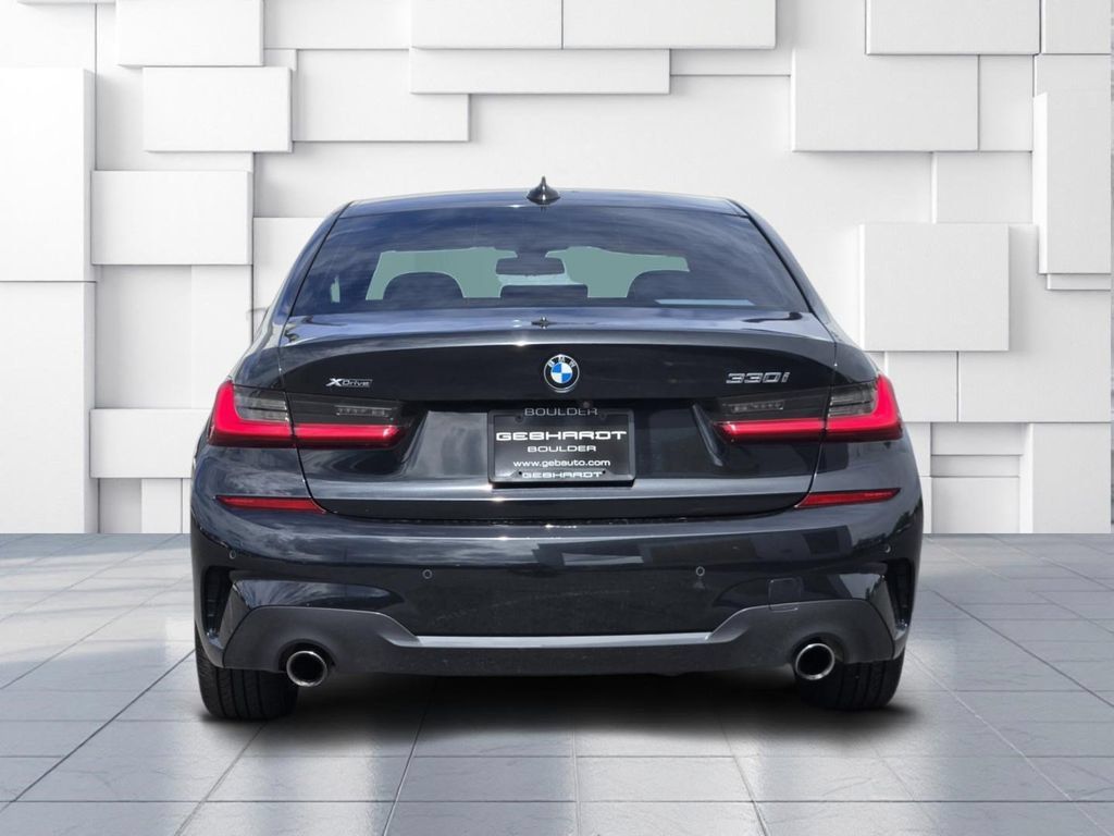 Used 2020 BMW 330i xDrive Sedan w/ M Sport Package AWD/4WD image 6
