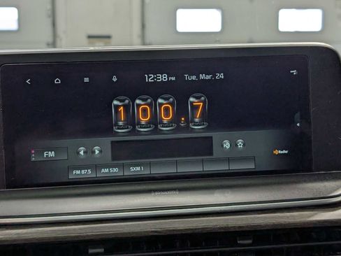 Used 2022 Kia Telluride EX w/ EX Premium Package image 24