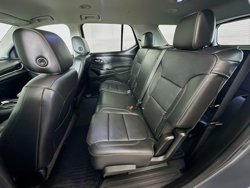 Used 2019 Chevrolet Traverse LT FWD image 28