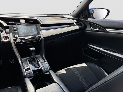 Used 2020 Honda Civic Sport image 26