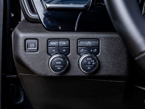 Used 2024 GMC Sierra 1500 Elevation AWD/4WD image 22