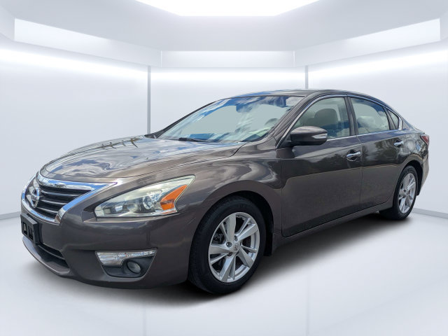 Used 2014 Nissan Altima 2.5 SV w/ Convenience Package FWD image 7