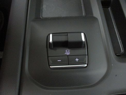 New 2025 GMC Sierra 2500 Denali w/ Technology Package image 32