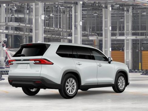New 2026 Toyota Grand Highlander XLE FWD image 12