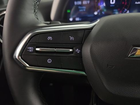 Used 2026 Chevrolet Equinox LT w/ Safety and Technology Package FWD image 14