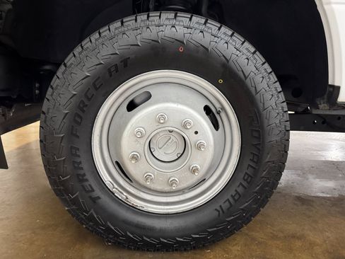 Used 2022 Ford F350 XL w/ Power Equipment Group image 58