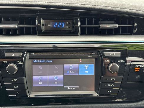 Used 2015 Toyota Corolla S Plus image 25