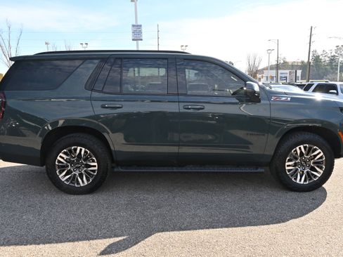 Used 2025 Chevrolet Tahoe Z71 w/ Z71 Off-Road Package image 19