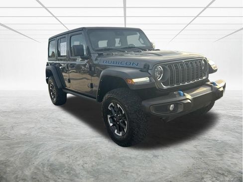 Used 2024 Jeep Wrangler Unlimited Rubicon 4xe AWD/4WD image 2