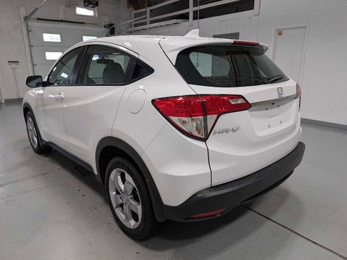 Used 2020 Honda HR-V LX image 9