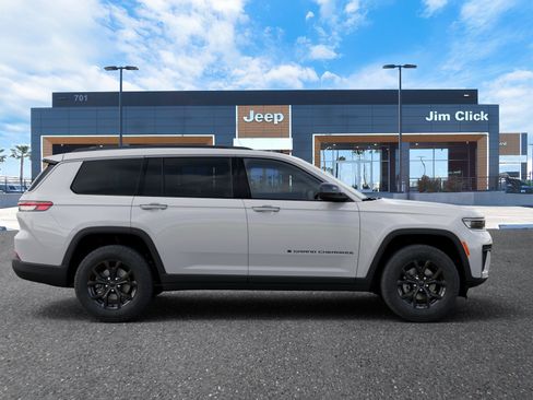 New 2026 Jeep Grand Cherokee L 2WD image 21