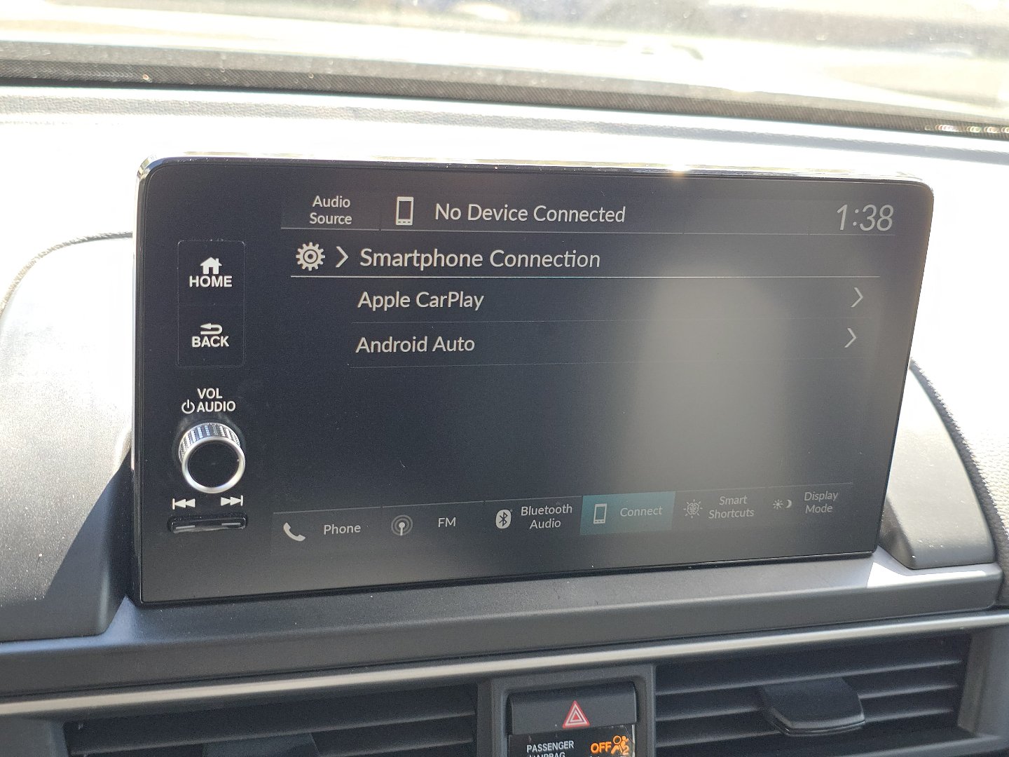 Used 2025 Honda Pilot EX-L image 3