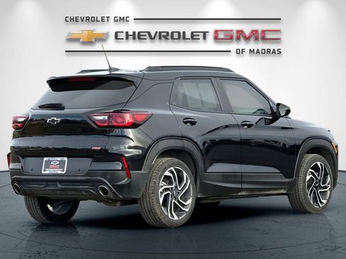 Used 2024 Chevrolet TrailBlazer RS w/ Driver Confidence Package image 3