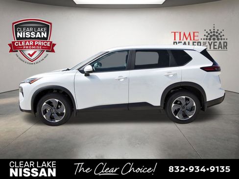 Used 2024 Nissan Rogue SV FWD image 4