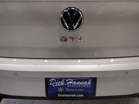Certified 2022 Volkswagen GTI SE image 16